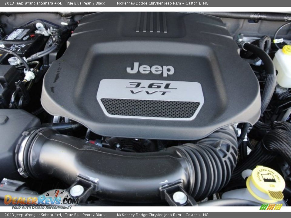 2013 Jeep Wrangler Sahara 4x4 True Blue Pearl / Black Photo #24
