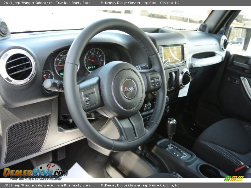 2013 Jeep Wrangler Sahara 4x4 True Blue Pearl / Black Photo #25