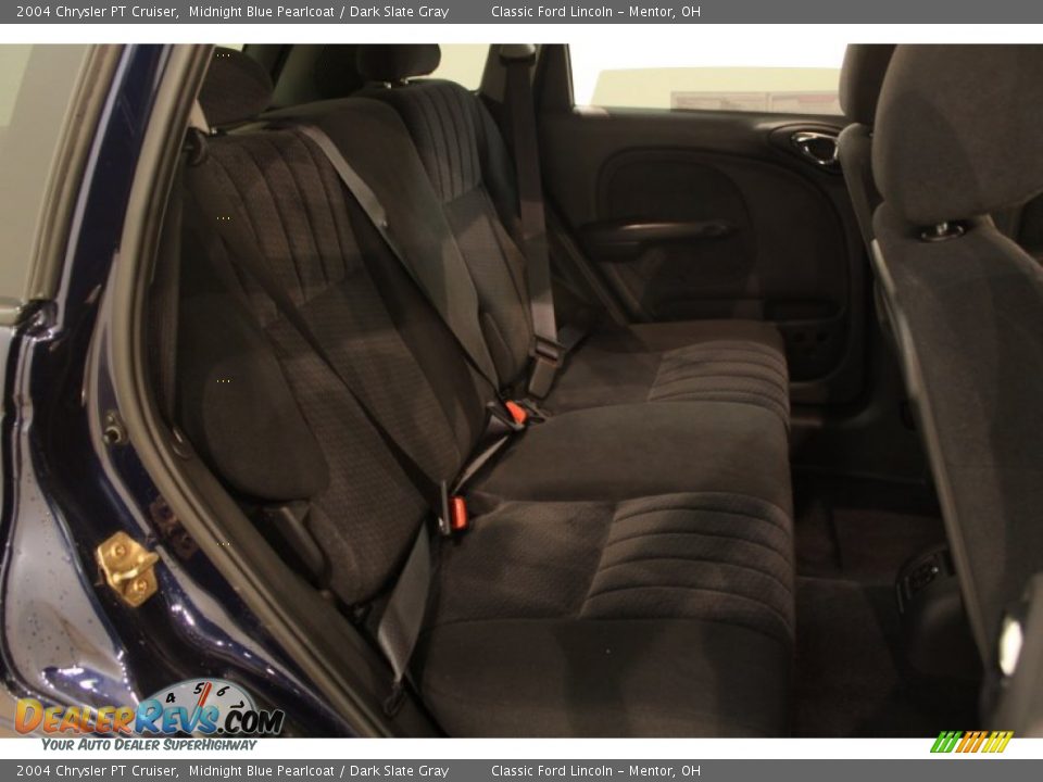 2004 Chrysler PT Cruiser Midnight Blue Pearlcoat / Dark Slate Gray Photo #11