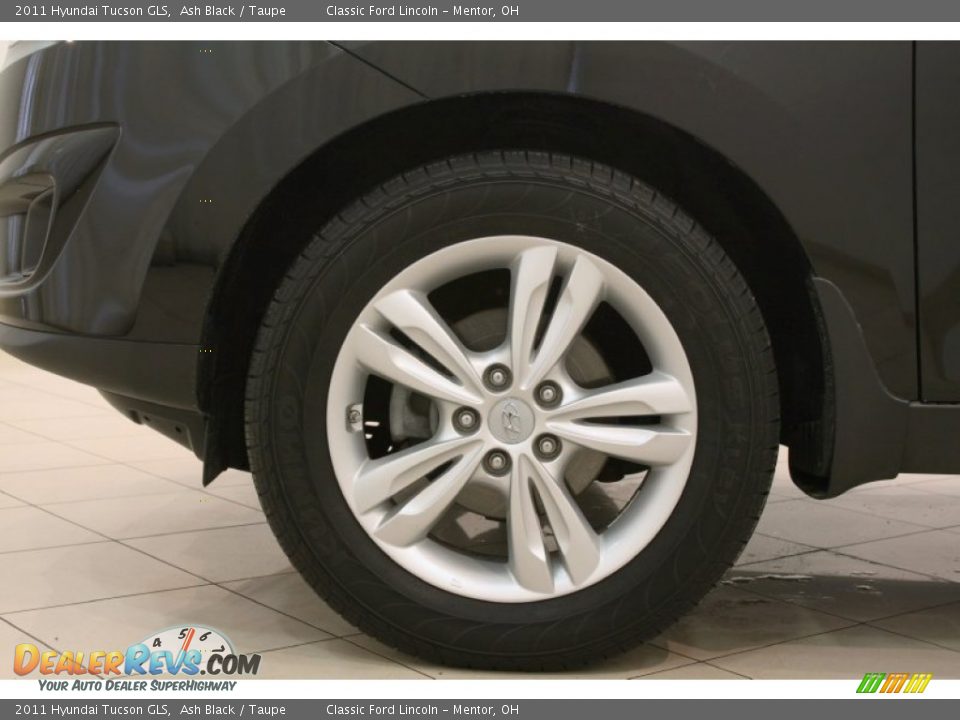 2011 Hyundai Tucson GLS Ash Black / Taupe Photo #22