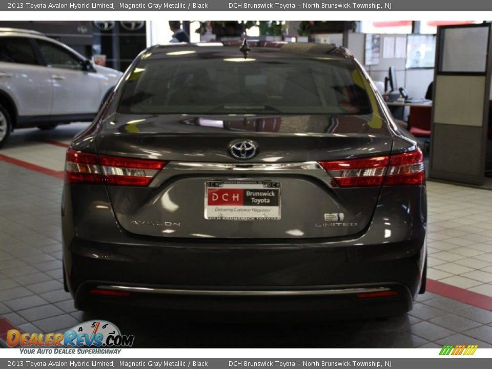 2013 Toyota Avalon Hybrid Limited Magnetic Gray Metallic / Black Photo #5