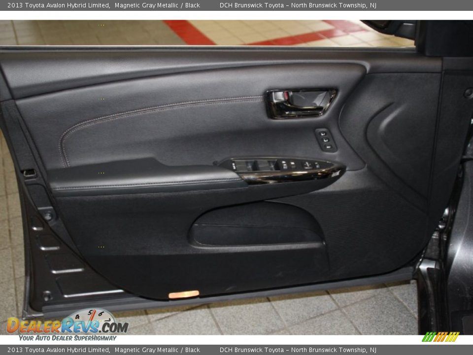 2013 Toyota Avalon Hybrid Limited Magnetic Gray Metallic / Black Photo #6
