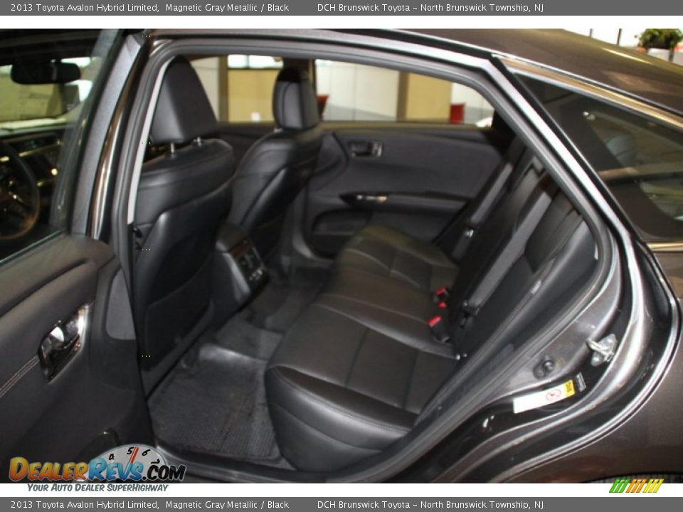 2013 Toyota Avalon Hybrid Limited Magnetic Gray Metallic / Black Photo #10