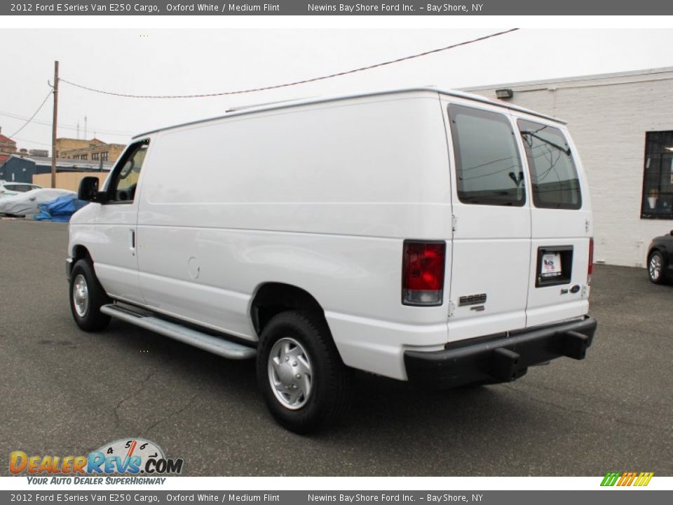 2012 Ford E Series Van E250 Cargo Oxford White / Medium Flint Photo #4