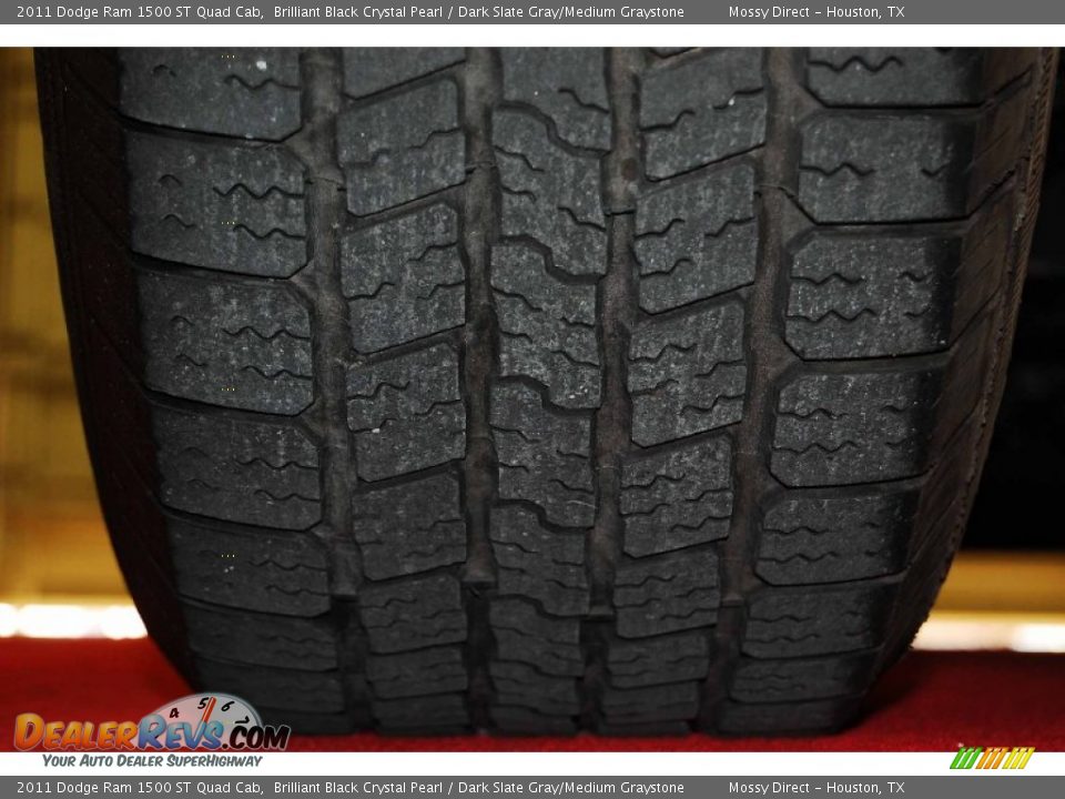2011 Dodge Ram 1500 ST Quad Cab Brilliant Black Crystal Pearl / Dark Slate Gray/Medium Graystone Photo #7