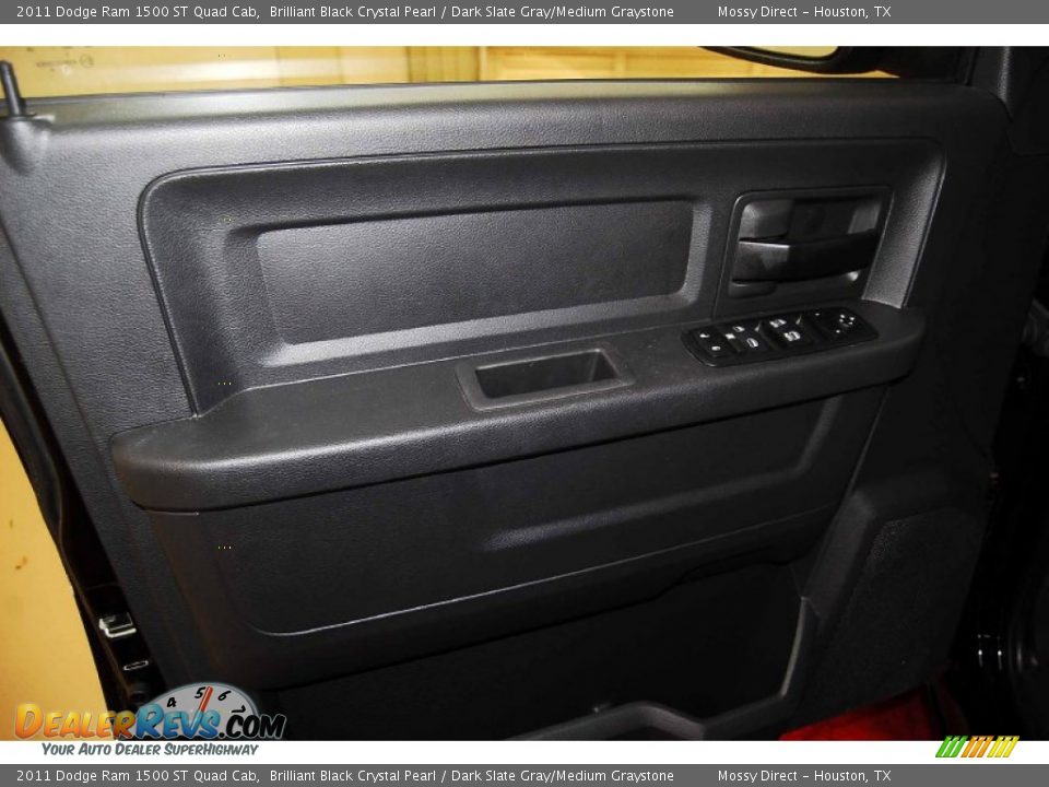 2011 Dodge Ram 1500 ST Quad Cab Brilliant Black Crystal Pearl / Dark Slate Gray/Medium Graystone Photo #9