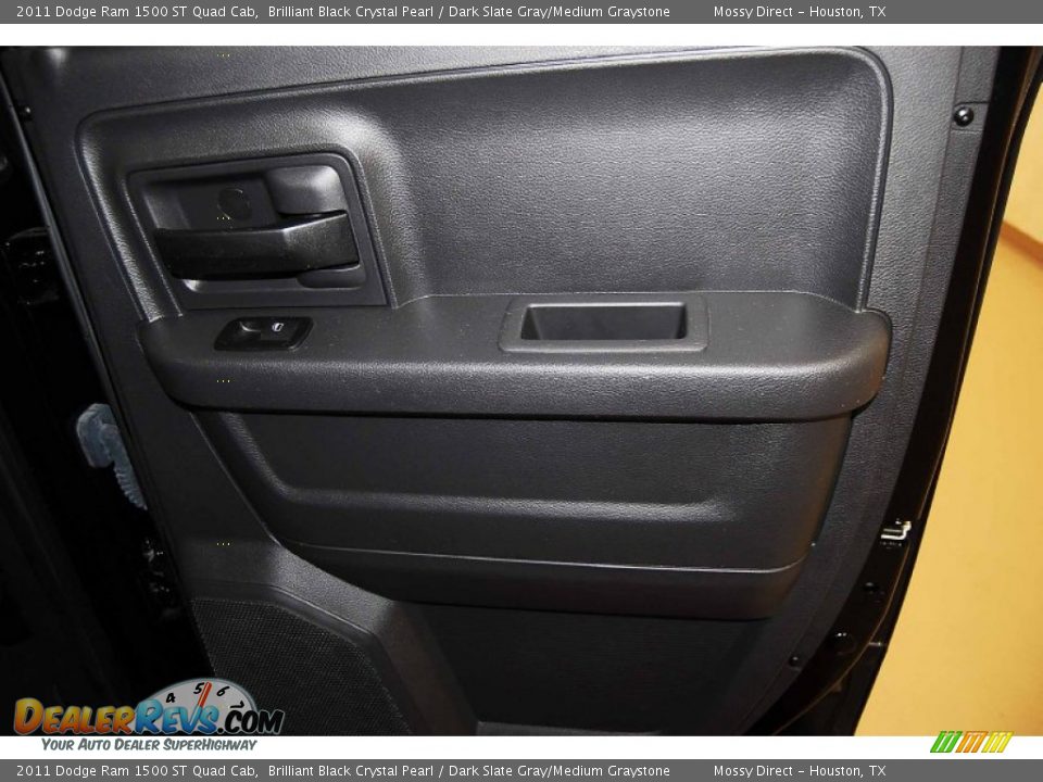 2011 Dodge Ram 1500 ST Quad Cab Brilliant Black Crystal Pearl / Dark Slate Gray/Medium Graystone Photo #15