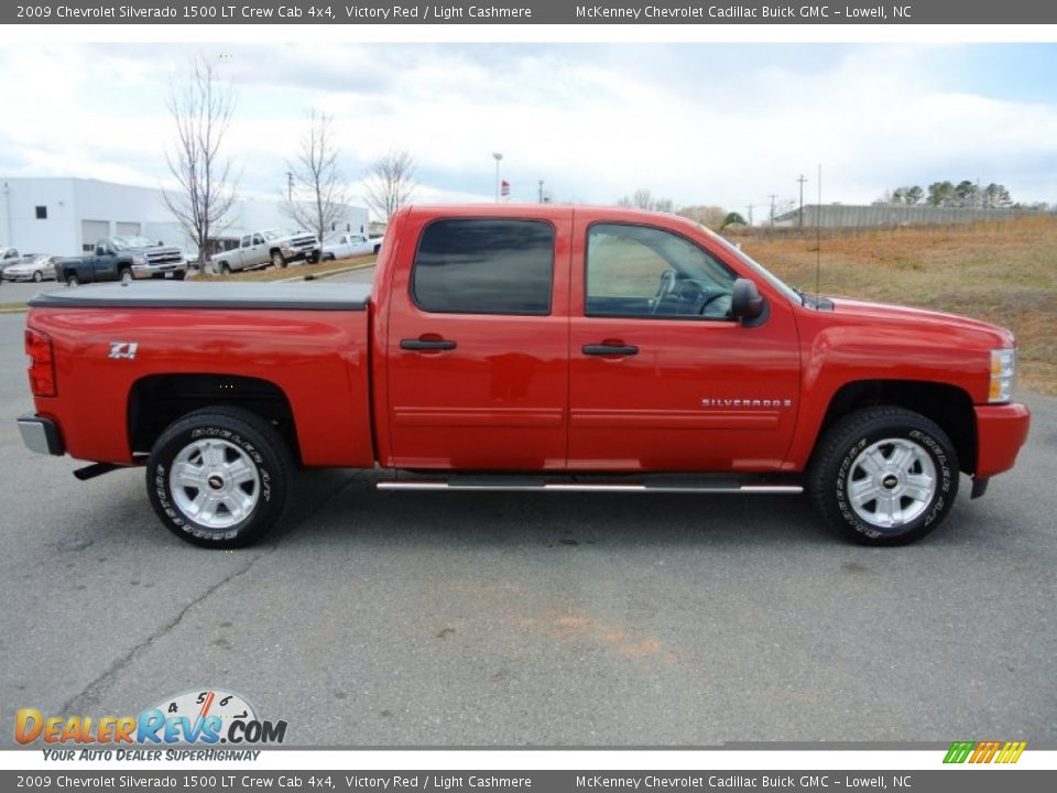 Victory Red 2009 Chevrolet Silverado 1500 LT Crew Cab 4x4 Photo #6