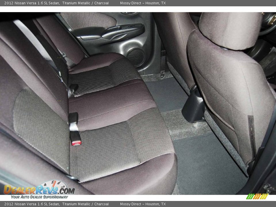 2012 Nissan Versa 1.6 SL Sedan Titanium Metallic / Charcoal Photo #17