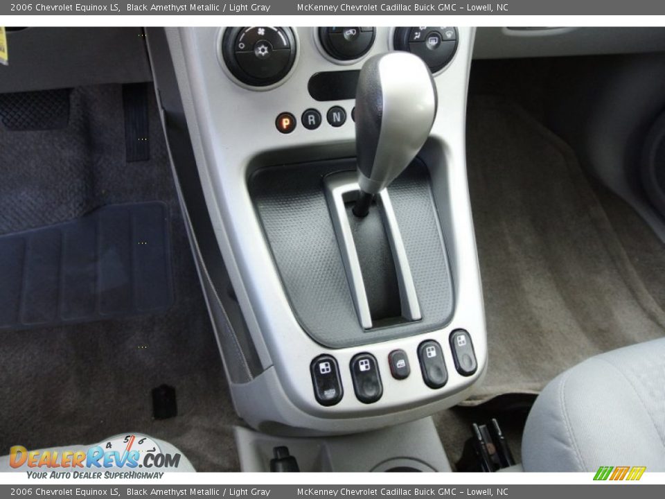 2006 Chevrolet Equinox LS Shifter Photo #11