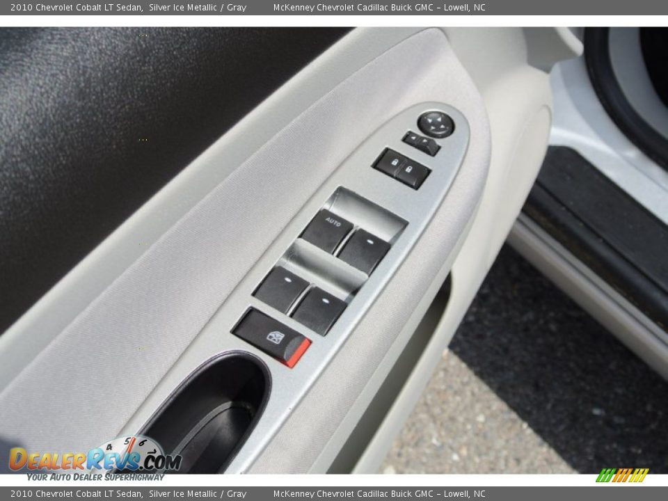 2010 Chevrolet Cobalt LT Sedan Silver Ice Metallic / Gray Photo #10