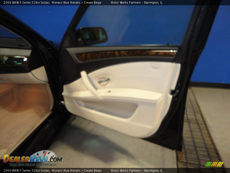 2009 BMW 5 Series 528xi Sedan Monaco Blue Metallic / Cream Beige Photo #25