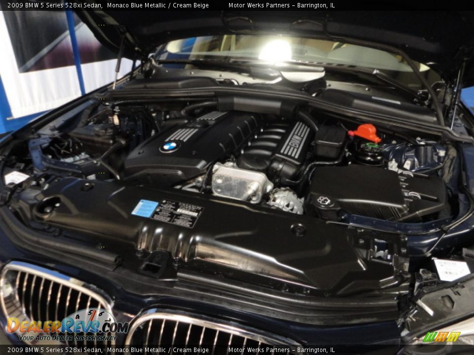 2009 BMW 5 Series 528xi Sedan Monaco Blue Metallic / Cream Beige Photo #29