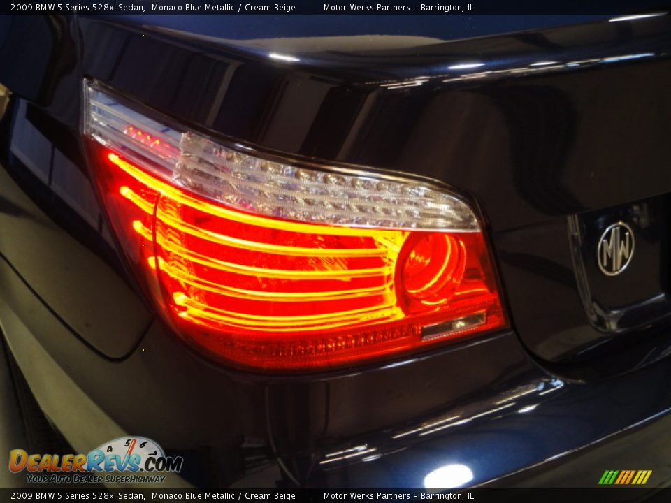 2009 BMW 5 Series 528xi Sedan Monaco Blue Metallic / Cream Beige Photo #32