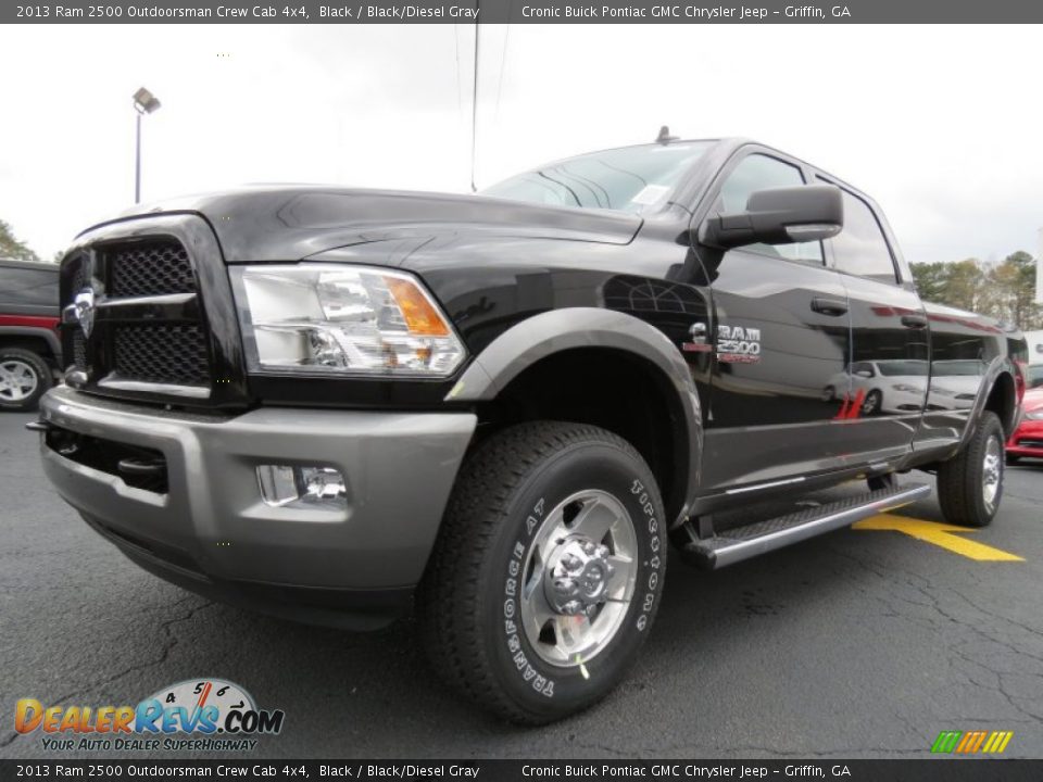 Front 3/4 View of 2013 Ram 2500 Outdoorsman Crew Cab 4x4 Photo #3