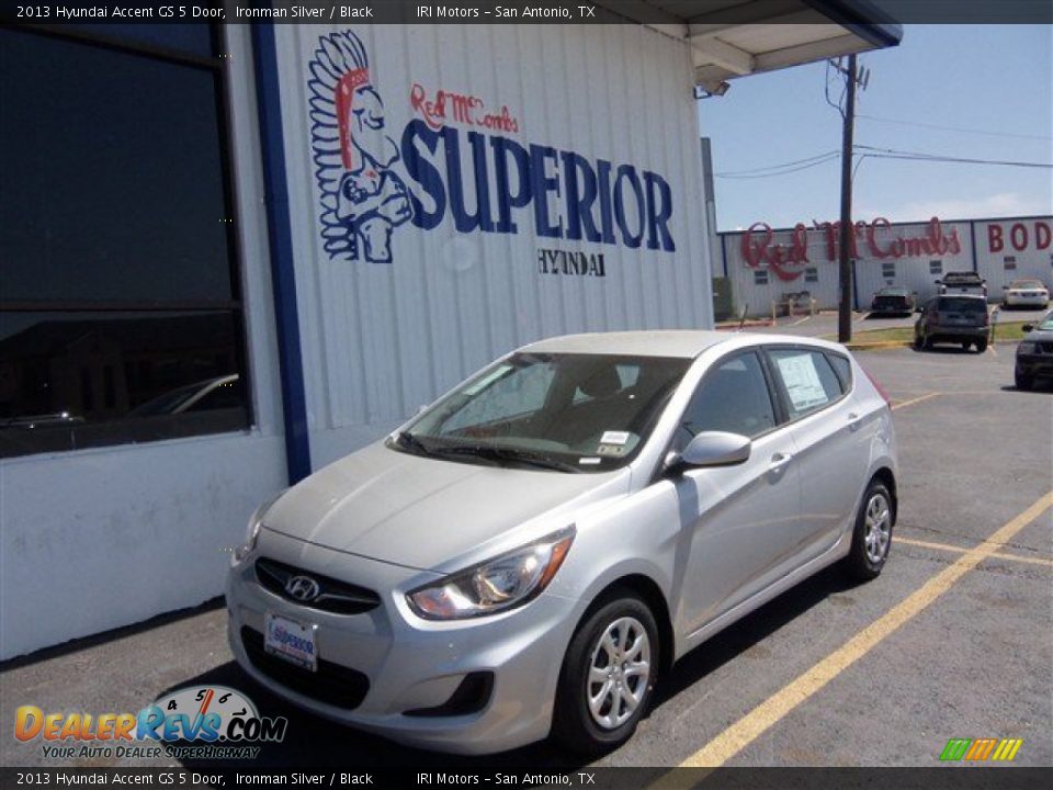 2013 Hyundai Accent GS 5 Door Ironman Silver / Black Photo #1
