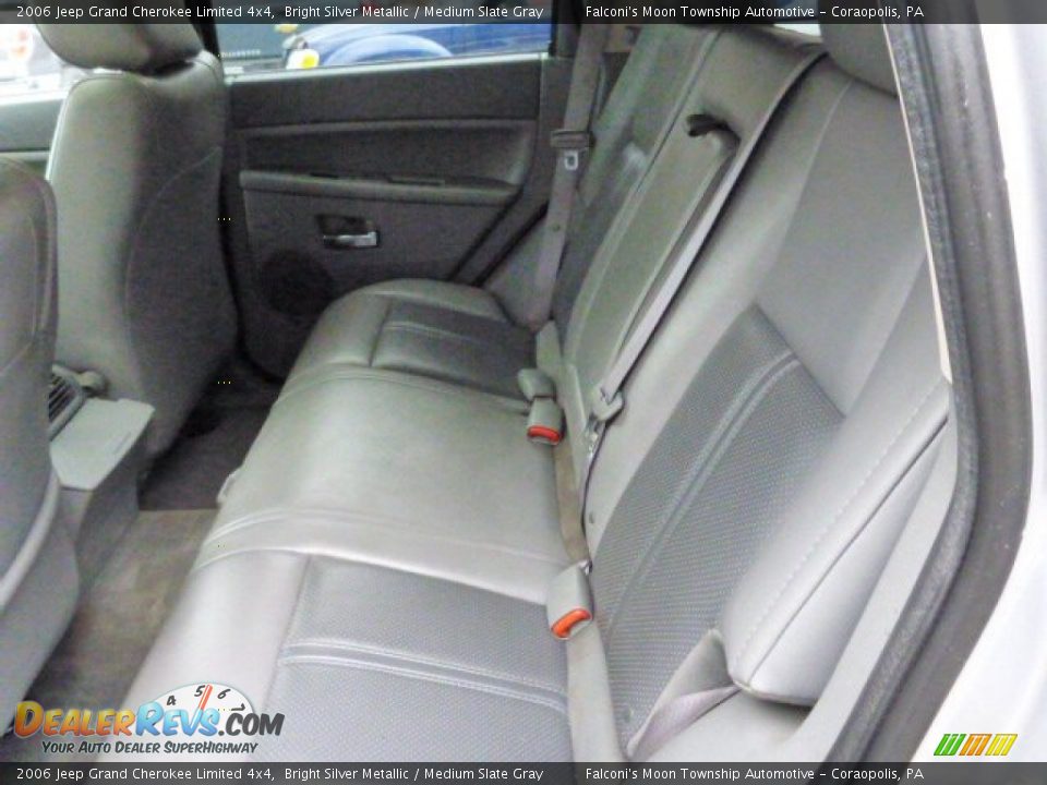 2006 Jeep Grand Cherokee Limited 4x4 Bright Silver Metallic / Medium Slate Gray Photo #17