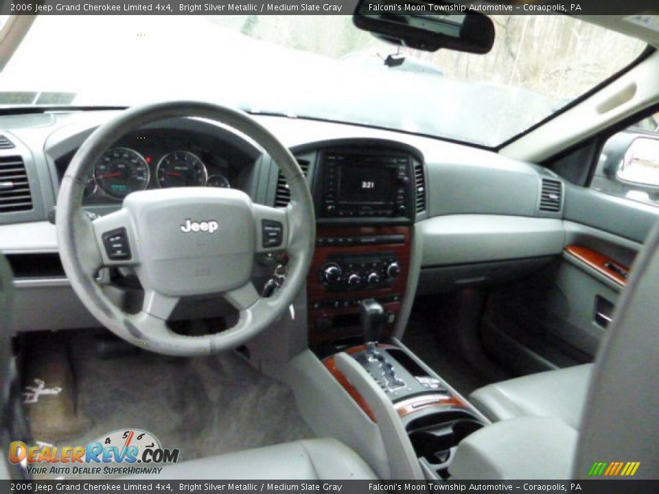 2006 Jeep Grand Cherokee Limited 4x4 Bright Silver Metallic / Medium Slate Gray Photo #18