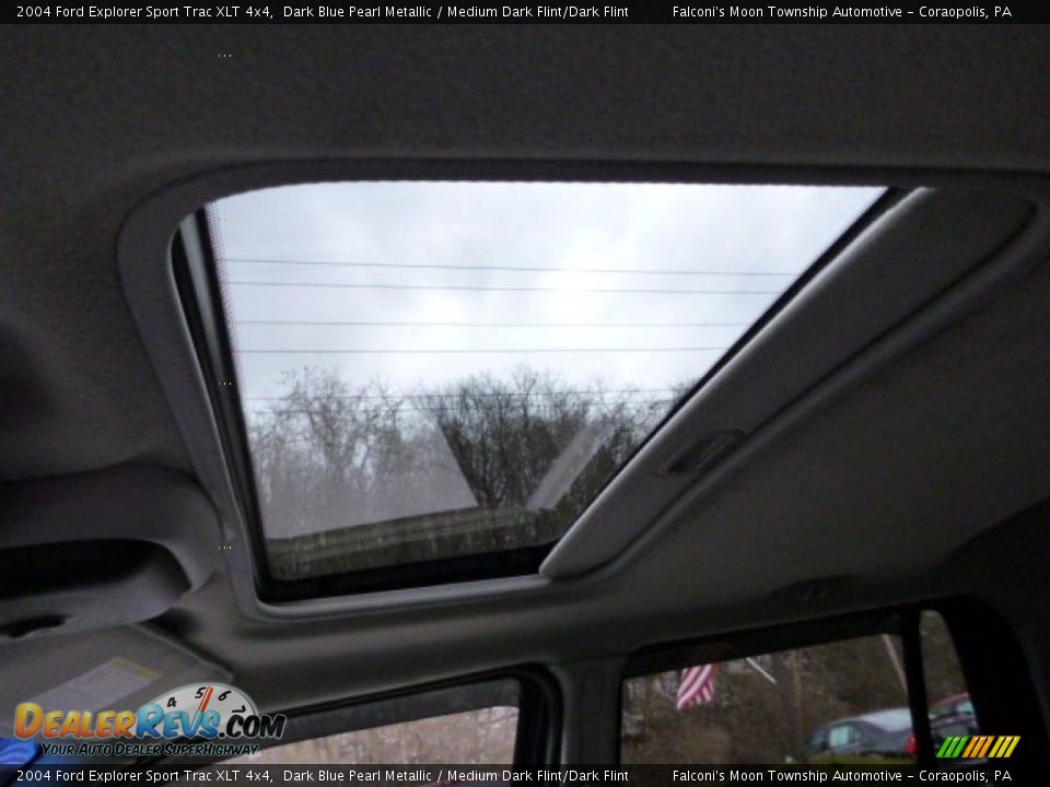 2004 Ford Explorer Sport Trac XLT 4x4 Dark Blue Pearl Metallic / Medium Dark Flint/Dark Flint Photo #21