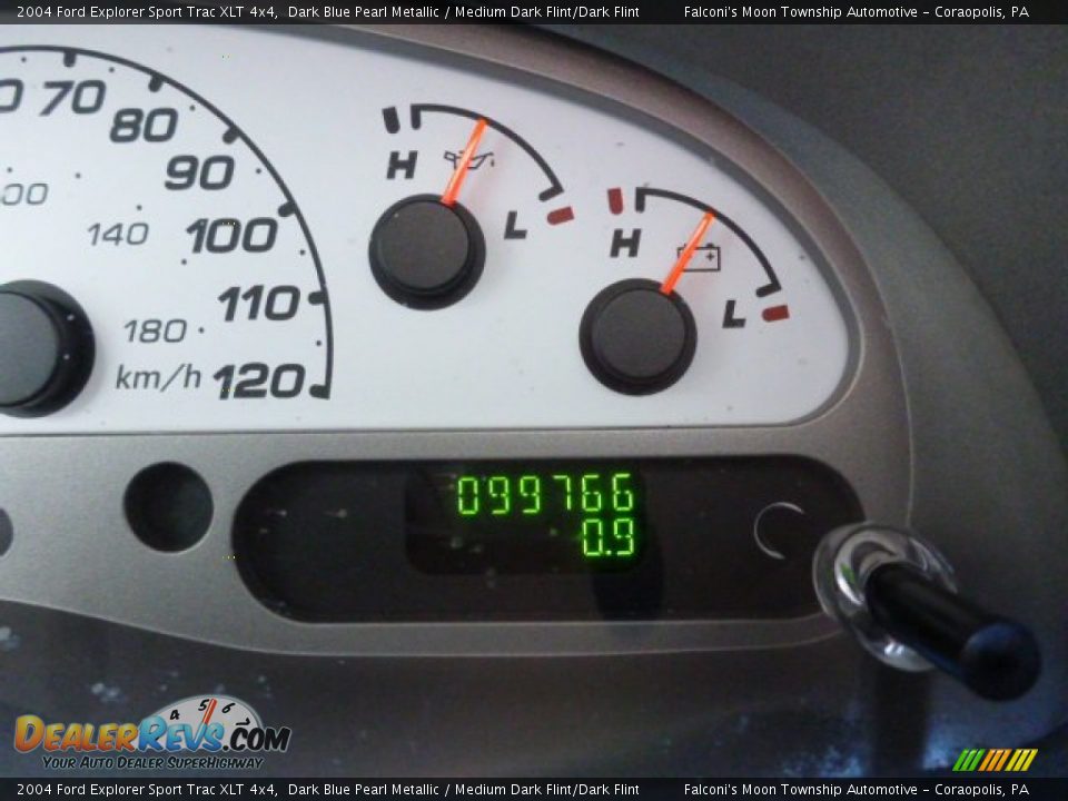 2004 Ford Explorer Sport Trac XLT 4x4 Dark Blue Pearl Metallic / Medium Dark Flint/Dark Flint Photo #24