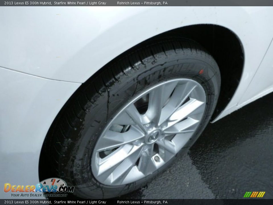 2013 Lexus ES 300h Hybrid Starfire White Pearl / Light Gray Photo #9
