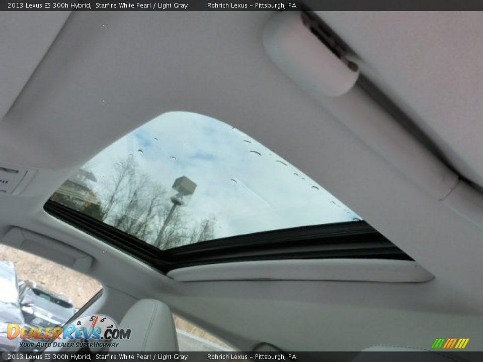 2013 Lexus ES 300h Hybrid Starfire White Pearl / Light Gray Photo #15