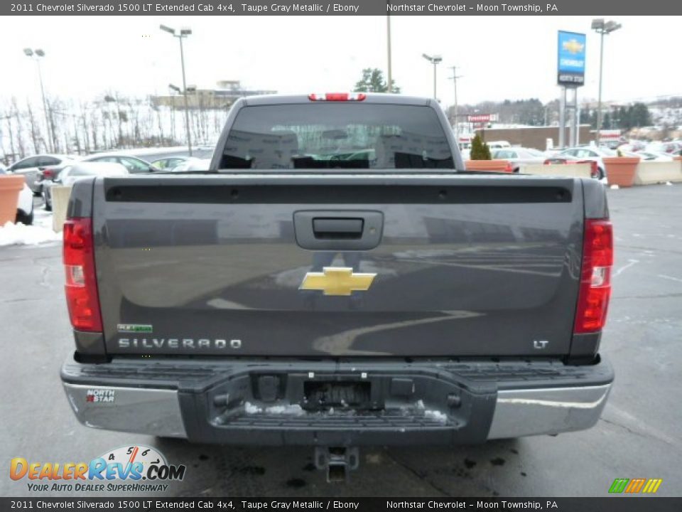2011 Chevrolet Silverado 1500 LT Extended Cab 4x4 Taupe Gray Metallic / Ebony Photo #3