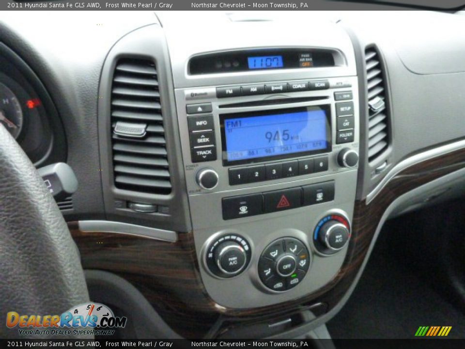 2011 Hyundai Santa Fe GLS AWD Frost White Pearl / Gray Photo #18