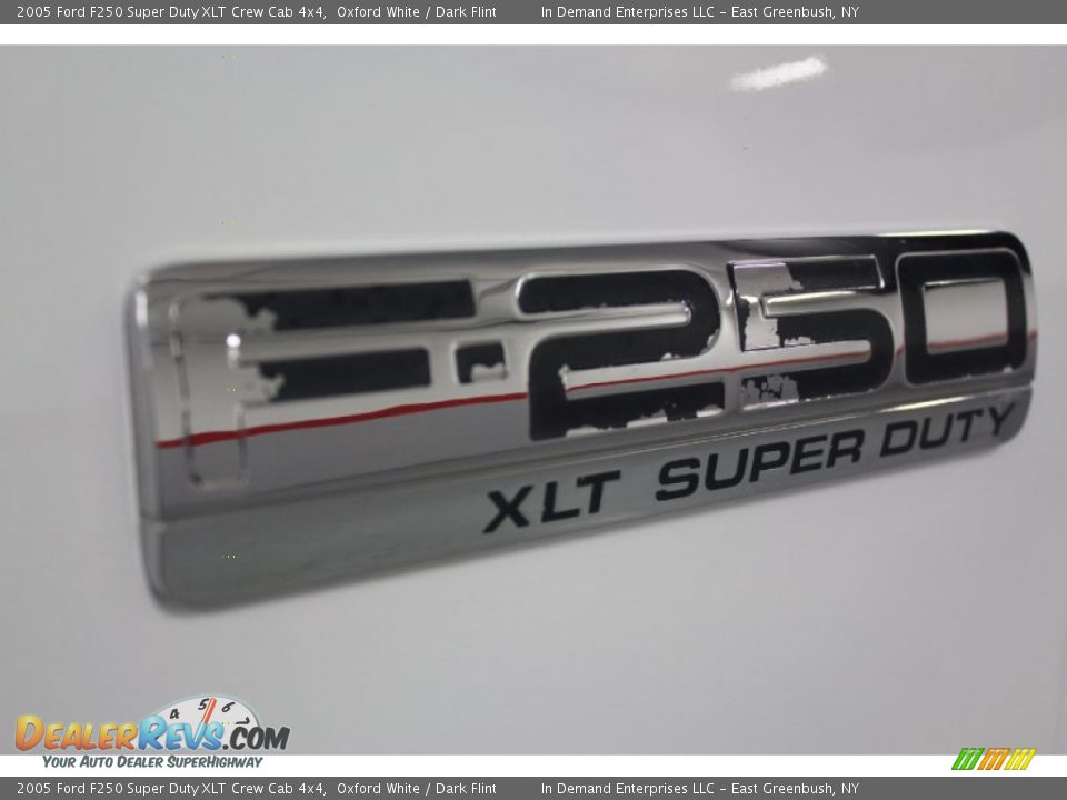 2005 Ford F250 Super Duty XLT Crew Cab 4x4 Oxford White / Dark Flint Photo #19