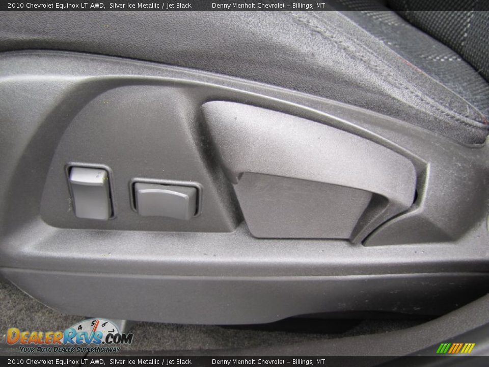 Controls of 2010 Chevrolet Equinox LT AWD Photo #13
