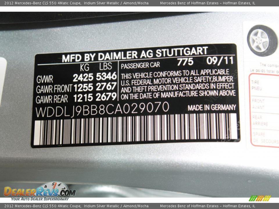 2012 Mercedes-Benz CLS 550 4Matic Coupe Iridium Silver Metallic / Almond/Mocha Photo #33