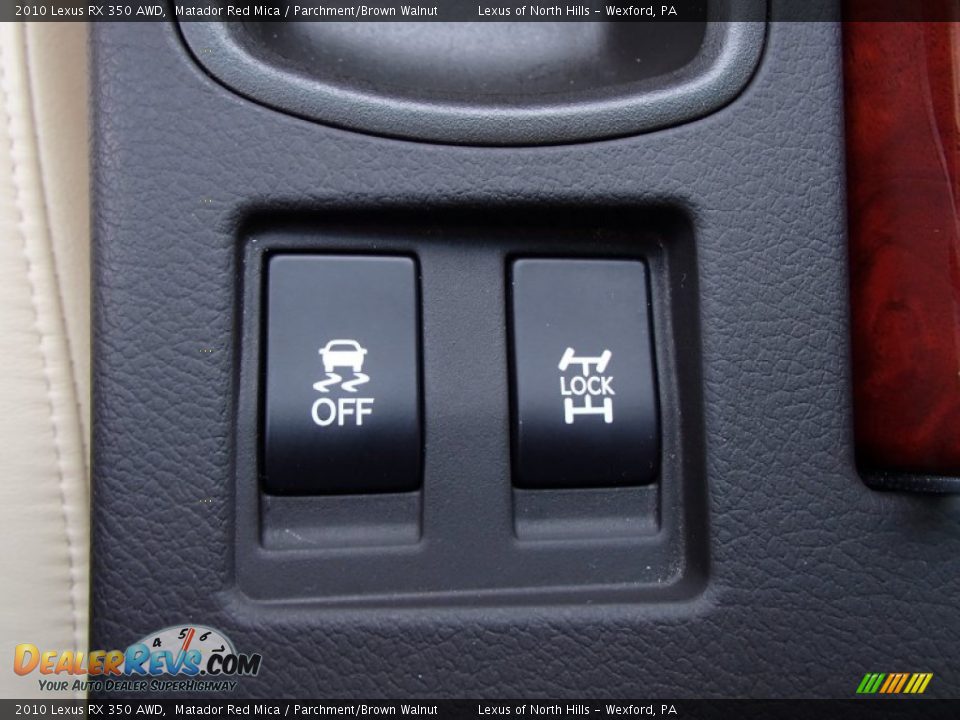 2010 Lexus RX 350 AWD Matador Red Mica / Parchment/Brown Walnut Photo #16