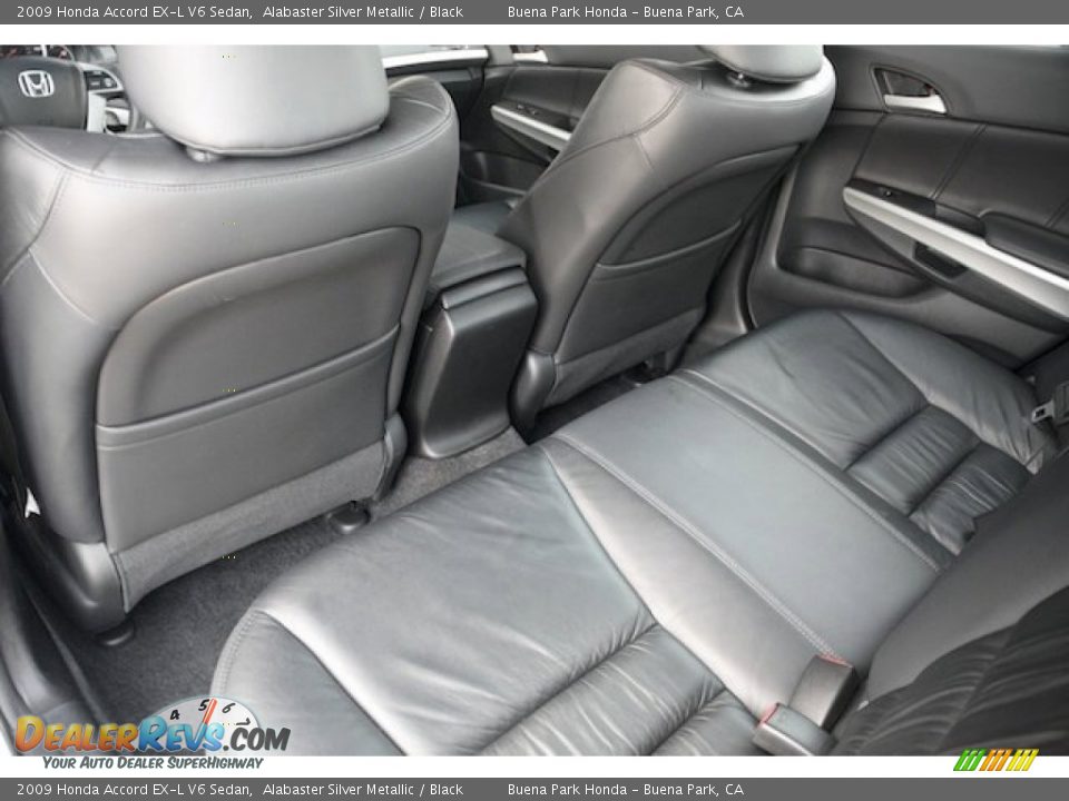 2009 Honda Accord EX-L V6 Sedan Alabaster Silver Metallic / Black Photo #15