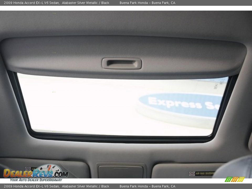 2009 Honda Accord EX-L V6 Sedan Alabaster Silver Metallic / Black Photo #16