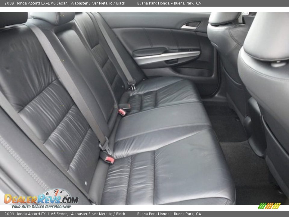 2009 Honda Accord EX-L V6 Sedan Alabaster Silver Metallic / Black Photo #18