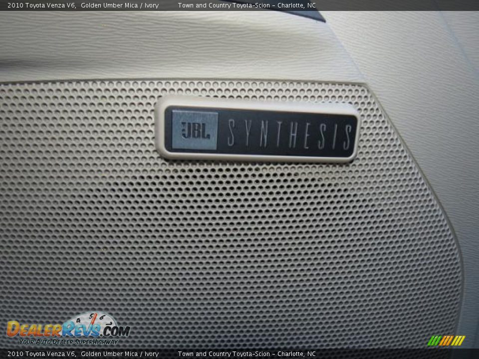 2010 Toyota Venza V6 Golden Umber Mica / Ivory Photo #12