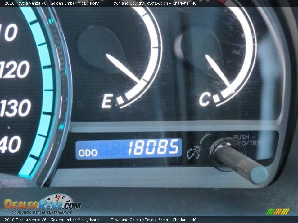 2010 Toyota Venza V6 Golden Umber Mica / Ivory Photo #14