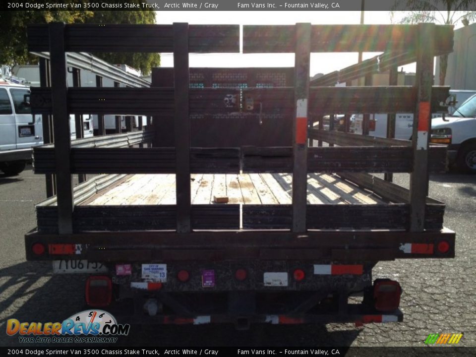 2004 Dodge Sprinter Van 3500 Chassis Stake Truck Arctic White / Gray Photo #3