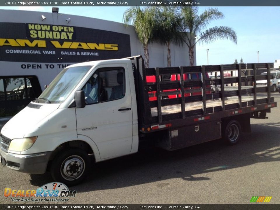 2004 Dodge Sprinter Van 3500 Chassis Stake Truck Arctic White / Gray Photo #4