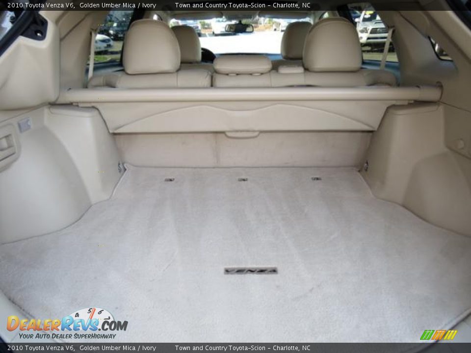 2010 Toyota Venza V6 Golden Umber Mica / Ivory Photo #31