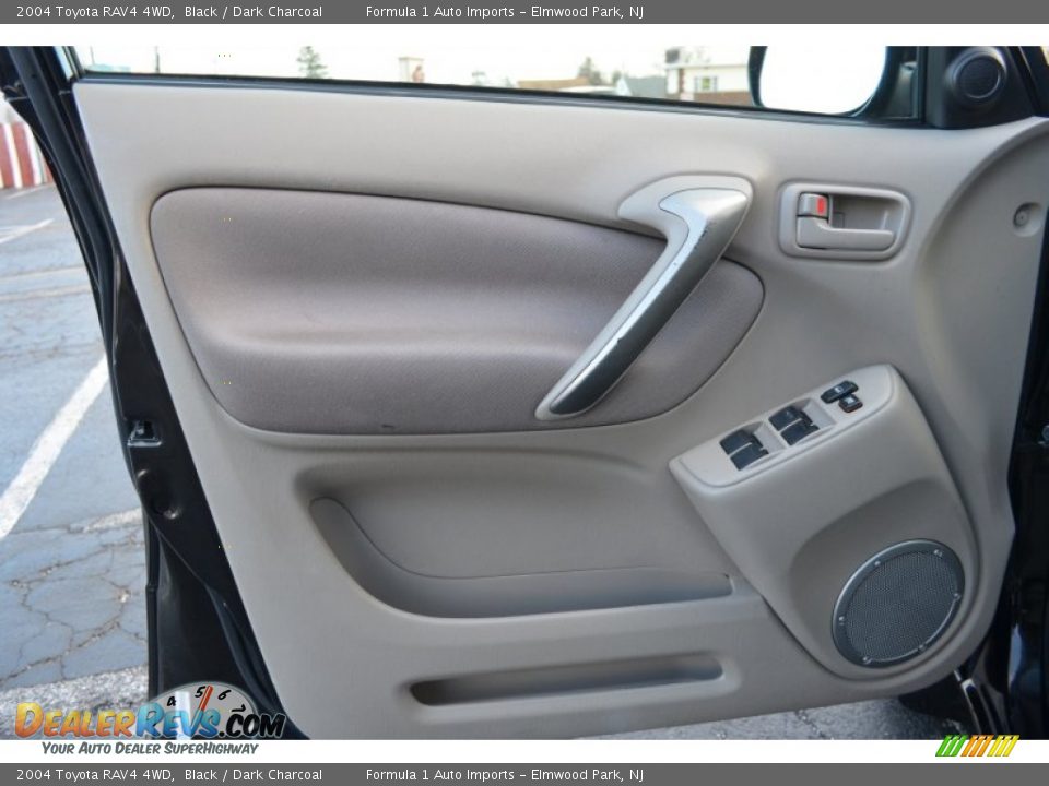 2004 Toyota RAV4 4WD Black / Dark Charcoal Photo #18