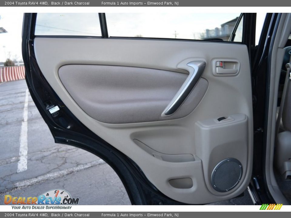 2004 Toyota RAV4 4WD Black / Dark Charcoal Photo #19