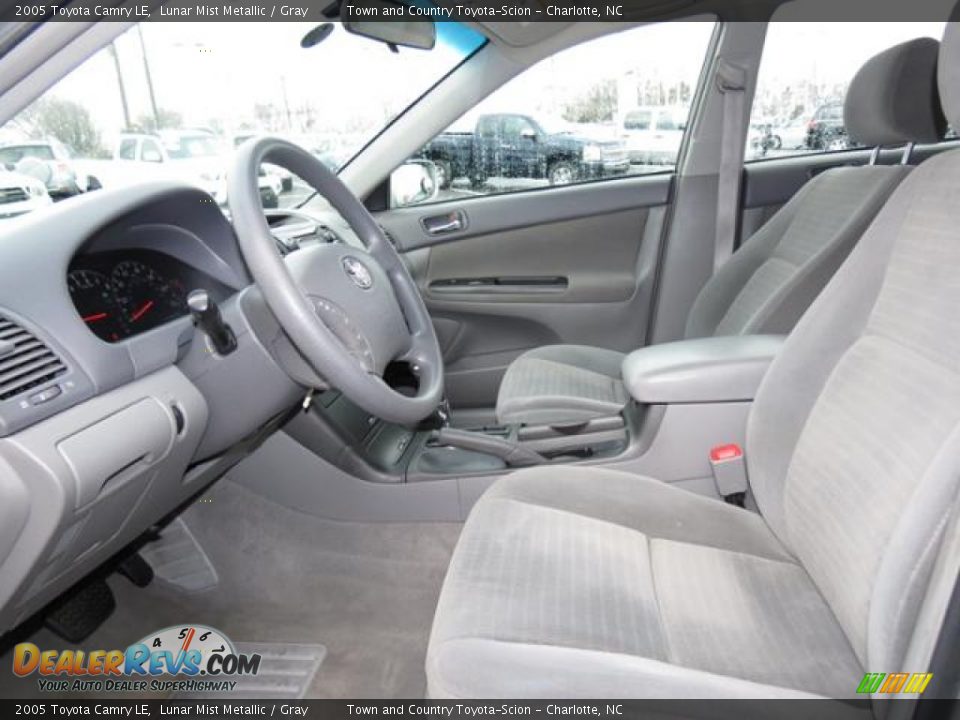2005 Toyota Camry LE Lunar Mist Metallic / Gray Photo #7