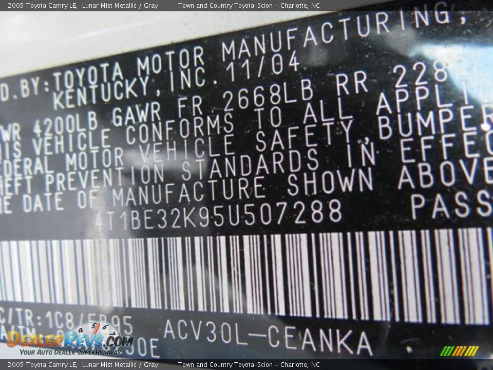 2005 Toyota Camry LE Lunar Mist Metallic / Gray Photo #9