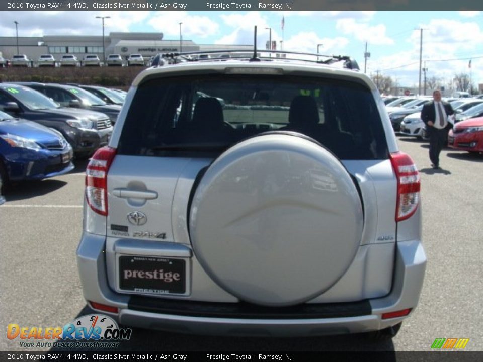2010 Toyota RAV4 I4 4WD Classic Silver Metallic / Ash Gray Photo #5