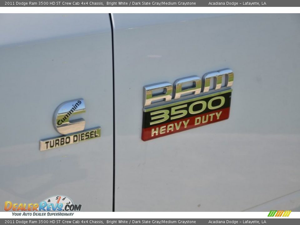 2011 Dodge Ram 3500 HD ST Crew Cab 4x4 Chassis Bright White / Dark Slate Gray/Medium Graystone Photo #14
