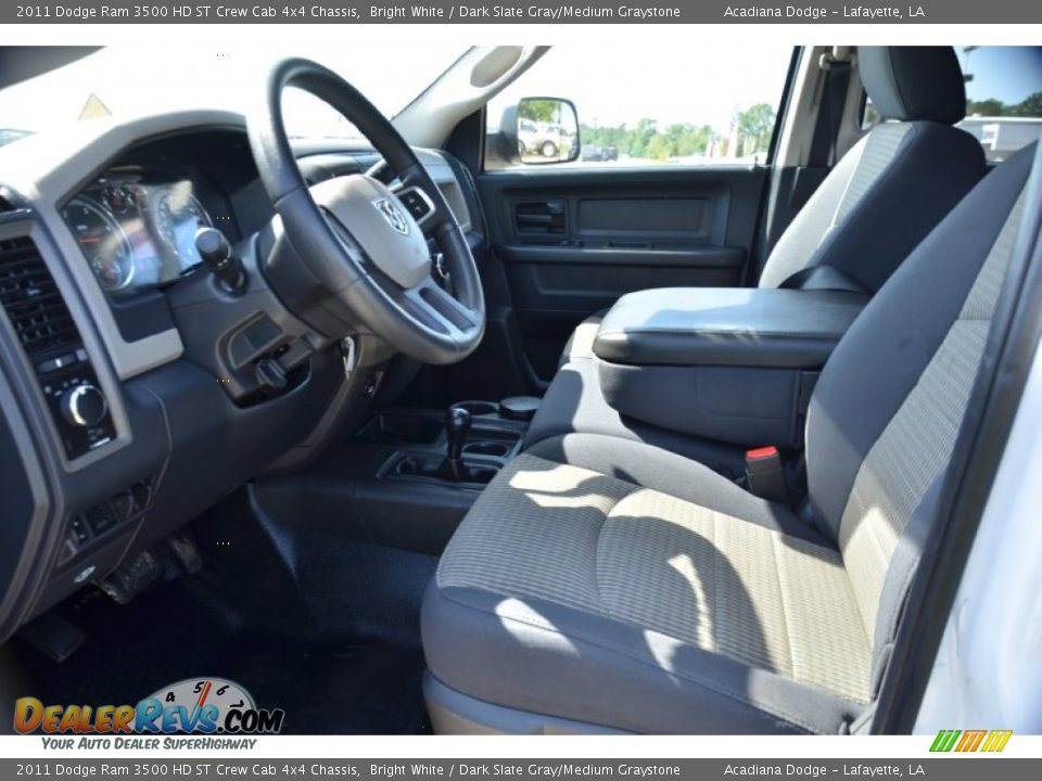 2011 Dodge Ram 3500 HD ST Crew Cab 4x4 Chassis Bright White / Dark Slate Gray/Medium Graystone Photo #17