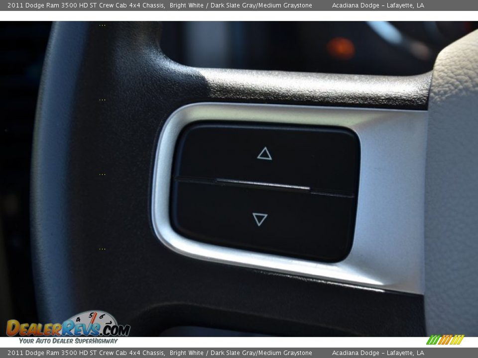 2011 Dodge Ram 3500 HD ST Crew Cab 4x4 Chassis Bright White / Dark Slate Gray/Medium Graystone Photo #23