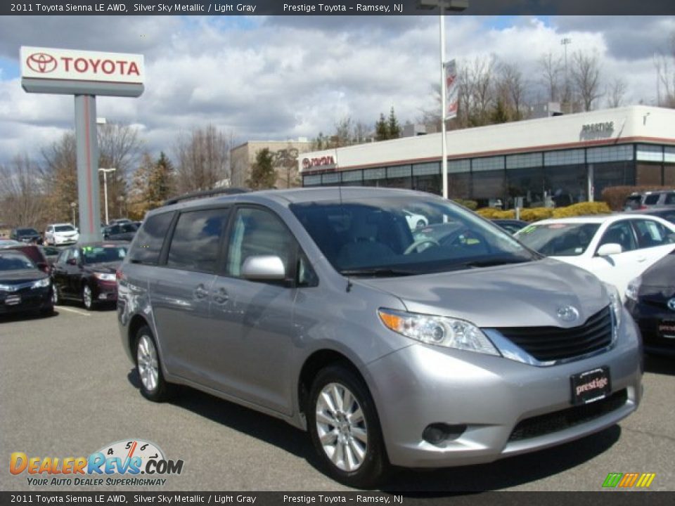 2011 Toyota Sienna LE AWD Silver Sky Metallic / Light Gray Photo #1