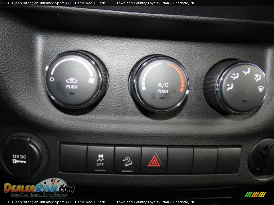 2011 Jeep Wrangler Unlimited Sport 4x4 Flame Red / Black Photo #18